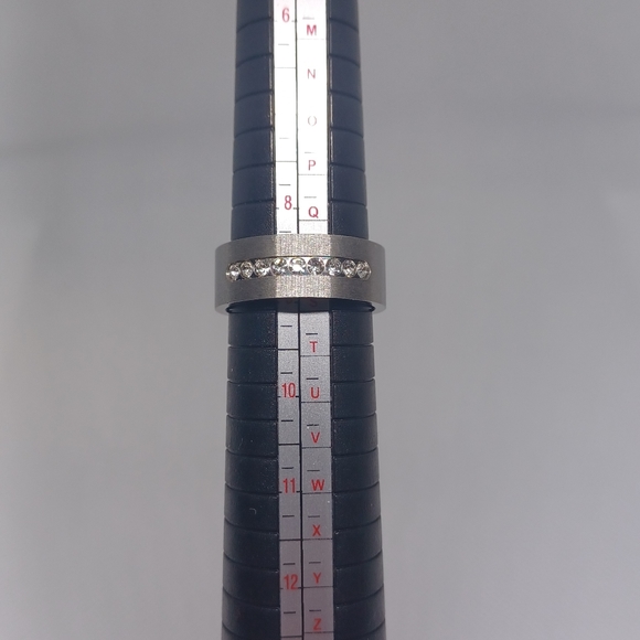 Mens Titanium Ring - Picture 5 of 5